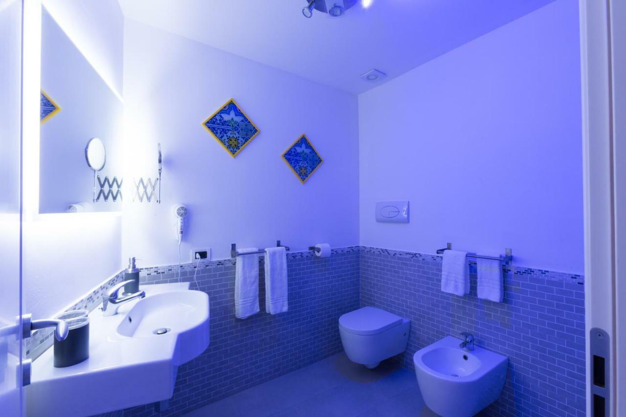 Suite 188 - Via Roma パレルモ エクステリア 写真